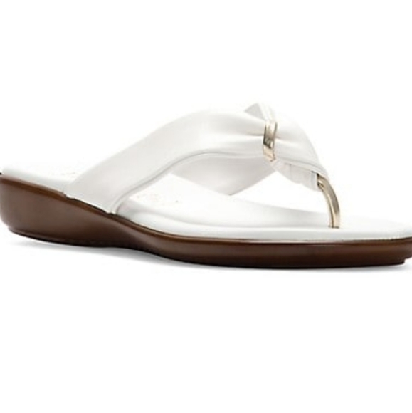 NEW Italian Shoemakers Classic Knot Sandals, Size 5 - Picture 1 of 3